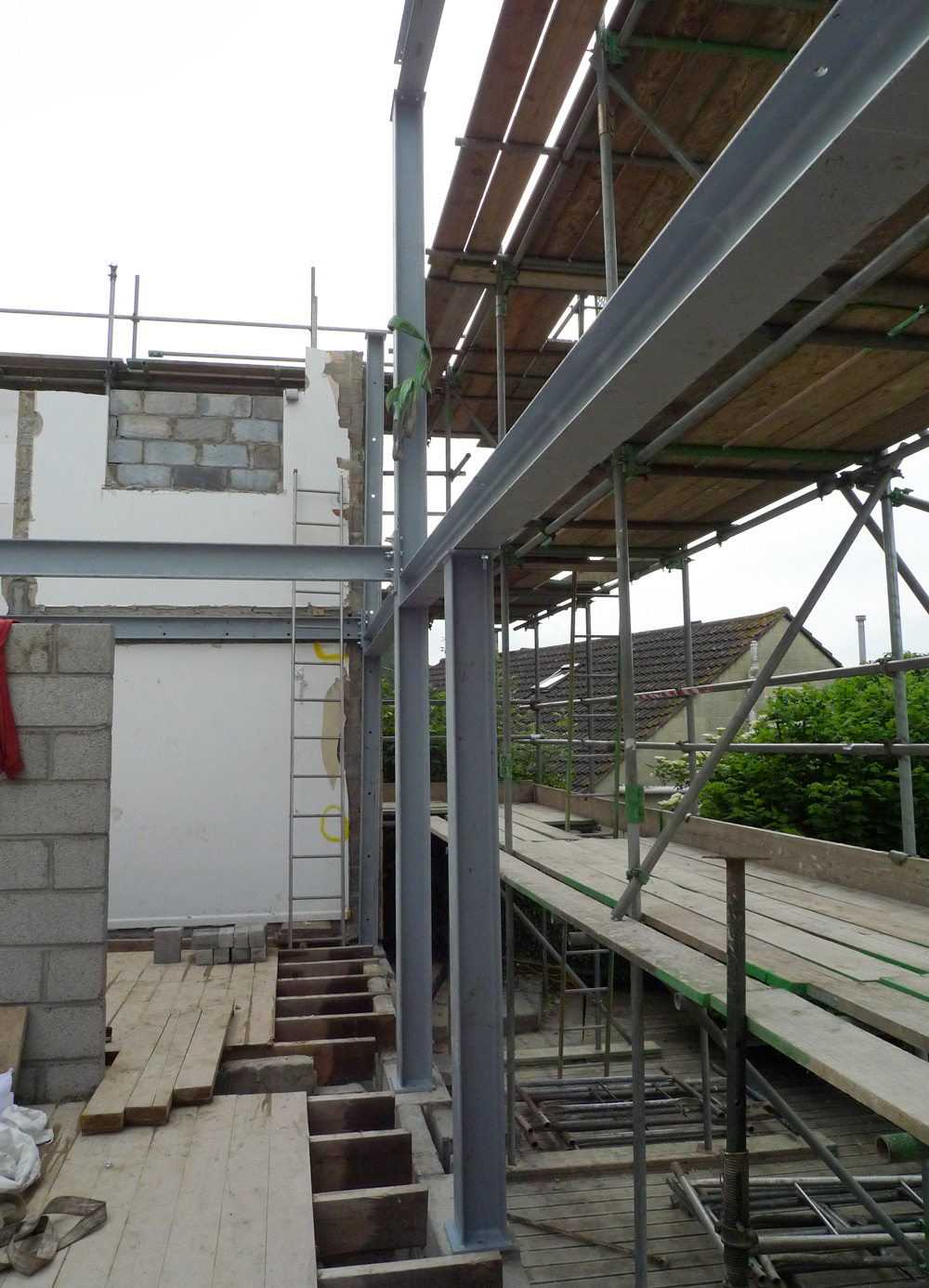 Steelwork - Steels being installed