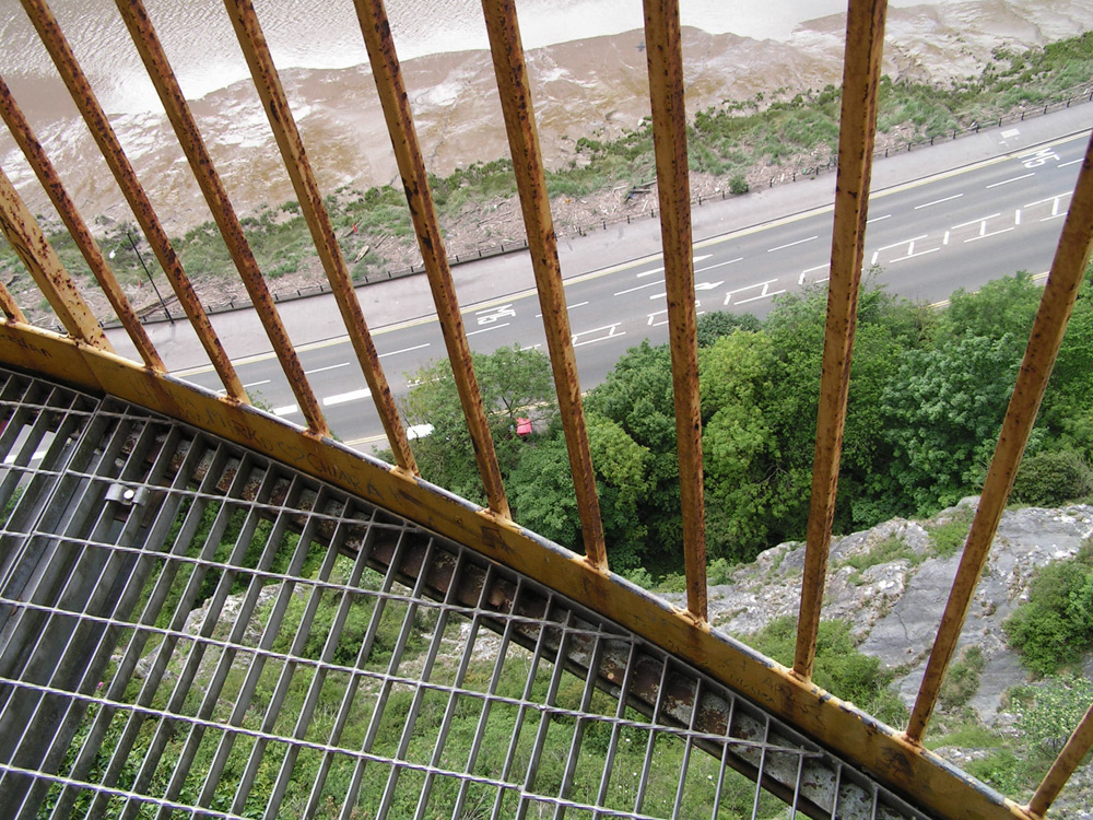 Urban - Giant's Cave, Bristol